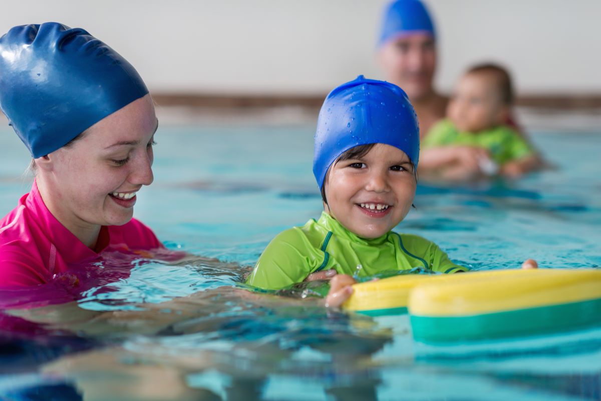 Schwimmen lernen in Celle — wann ist der richtige Zeitpunkt 